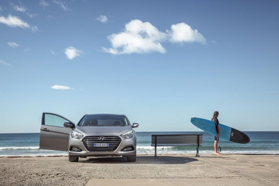  Hyundai i40 Sedan 2015 года  (AU) (фото 12 из 19)